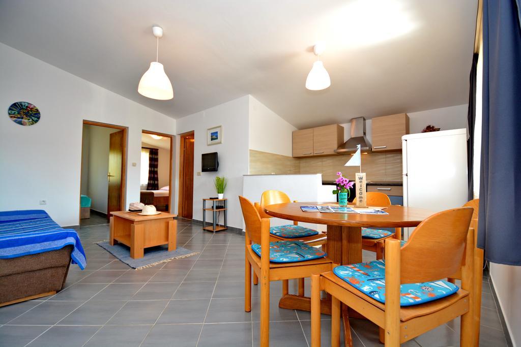 Apartment Marijana Vir Eksteriør billede