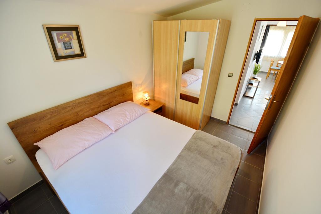 Apartment Marijana Vir Eksteriør billede