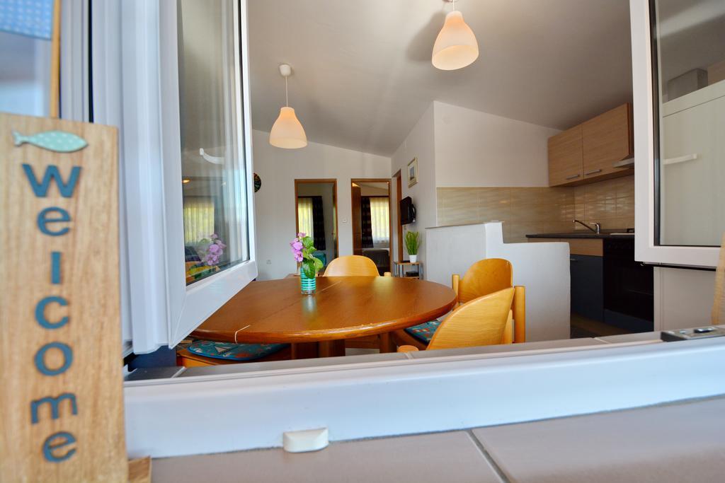 Apartment Marijana Vir Eksteriør billede