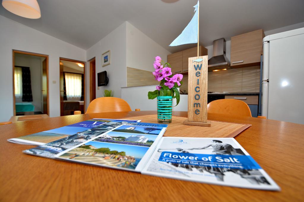 Apartment Marijana Vir Eksteriør billede