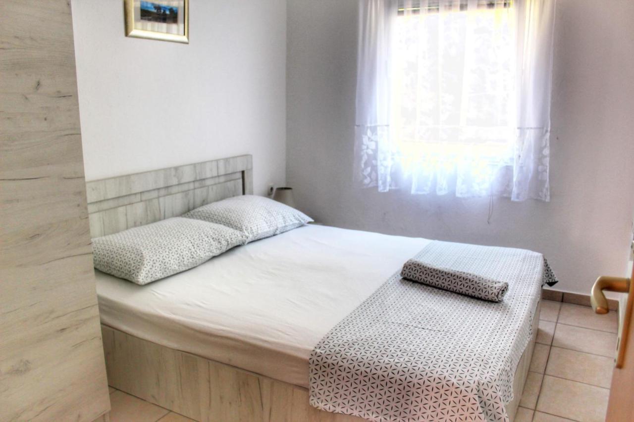 Apartment Marijana Vir Eksteriør billede